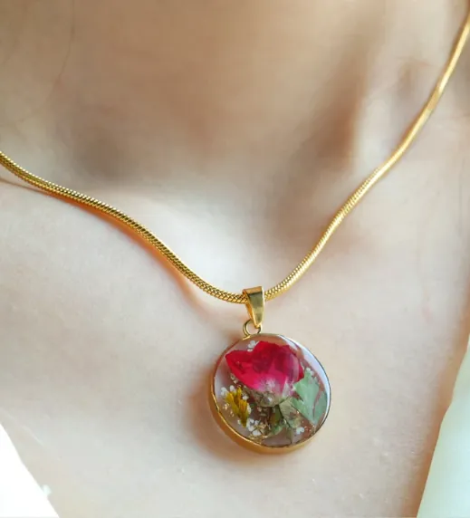 Personalized Birth Flower Necklace